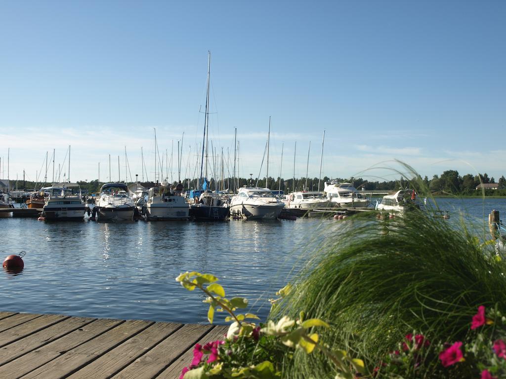 Tammisaaren Kaupunginhotelli Raseborg Exterior photo